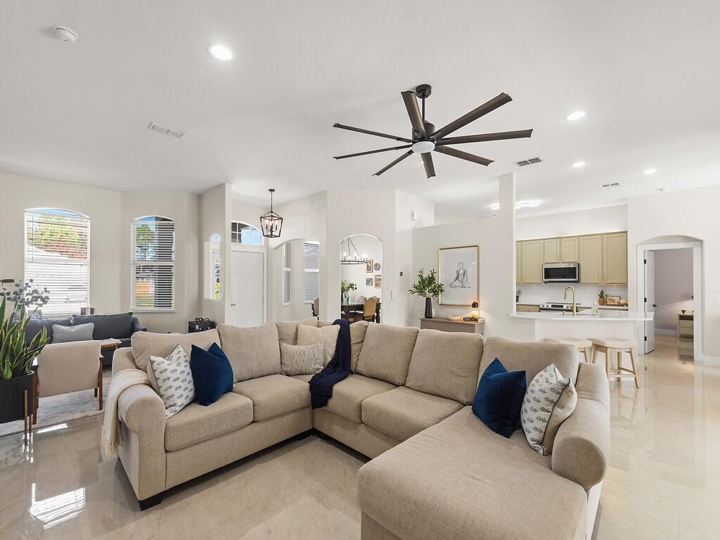 PORT ST LUCIE SECTION 44 - Residential