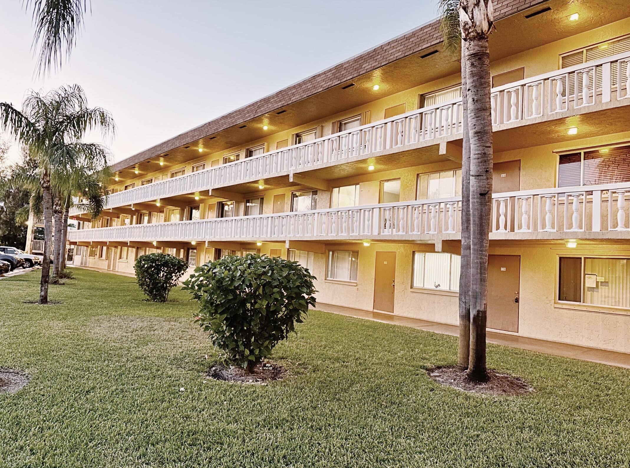 VILLAGE GREEN COVENTRY CONDO - Residential Lease