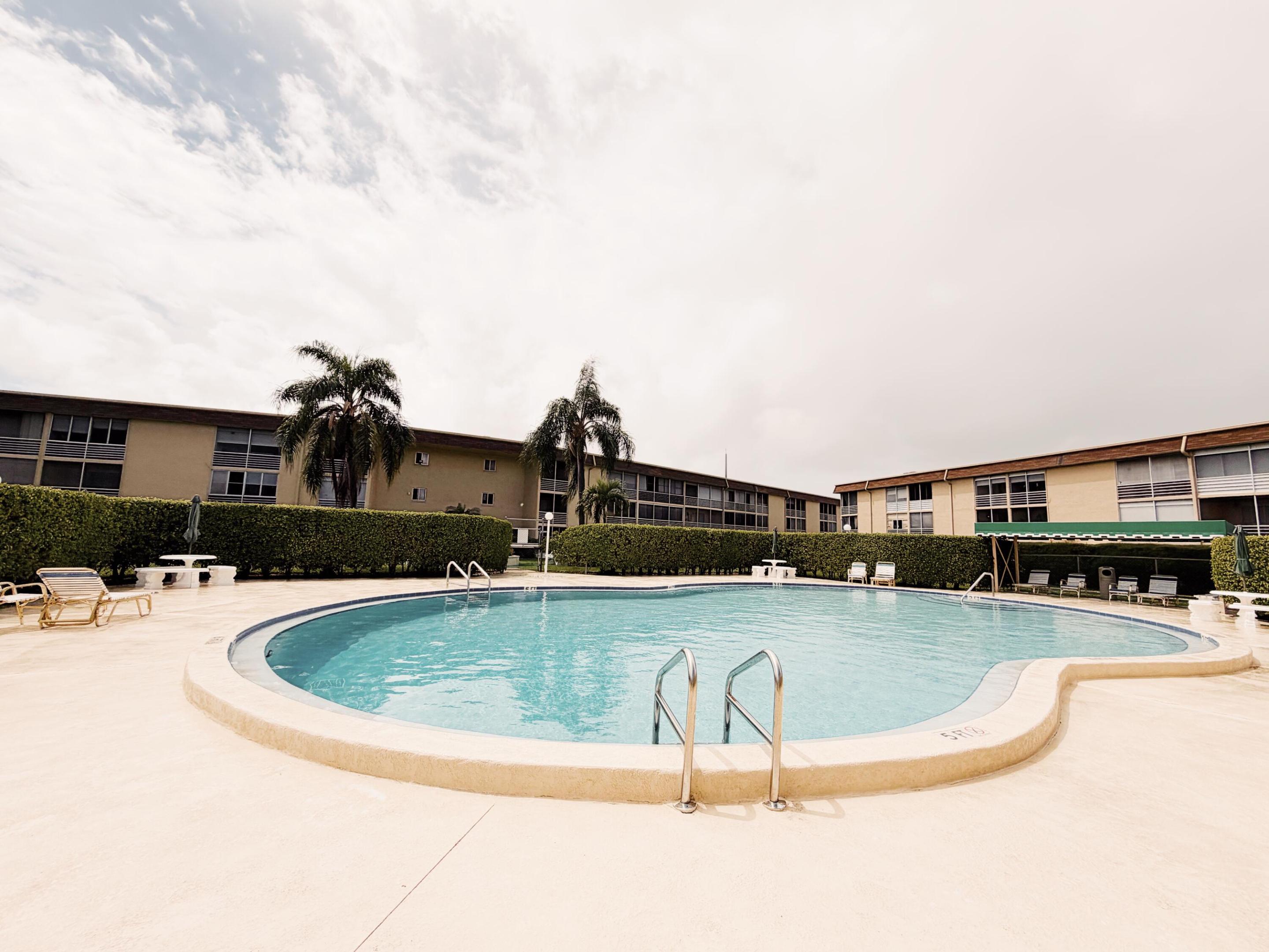 VILLAGE GREEN COVENTRY CONDO - Residential Lease