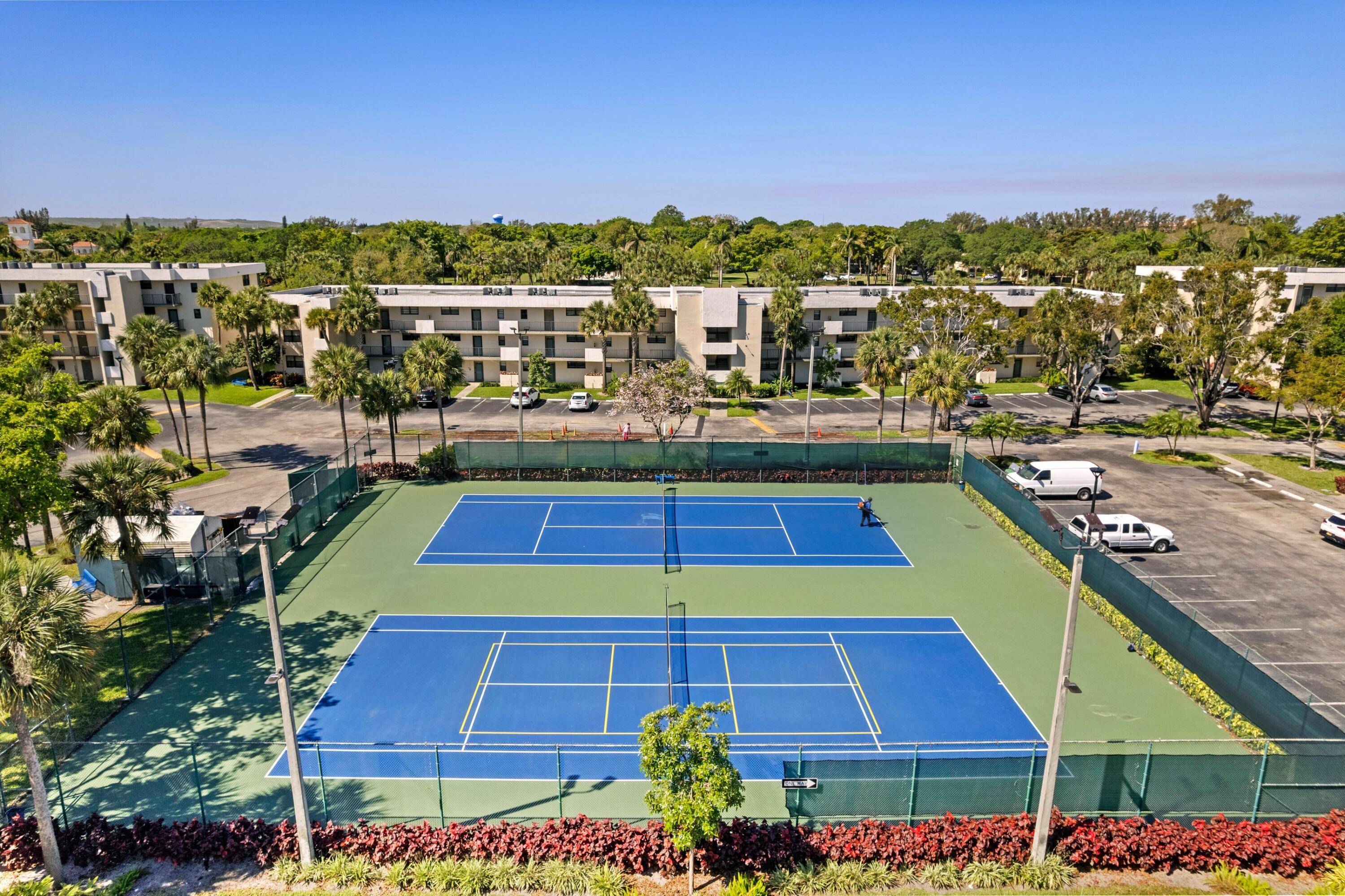 The Palms of Deer Creek - Residential