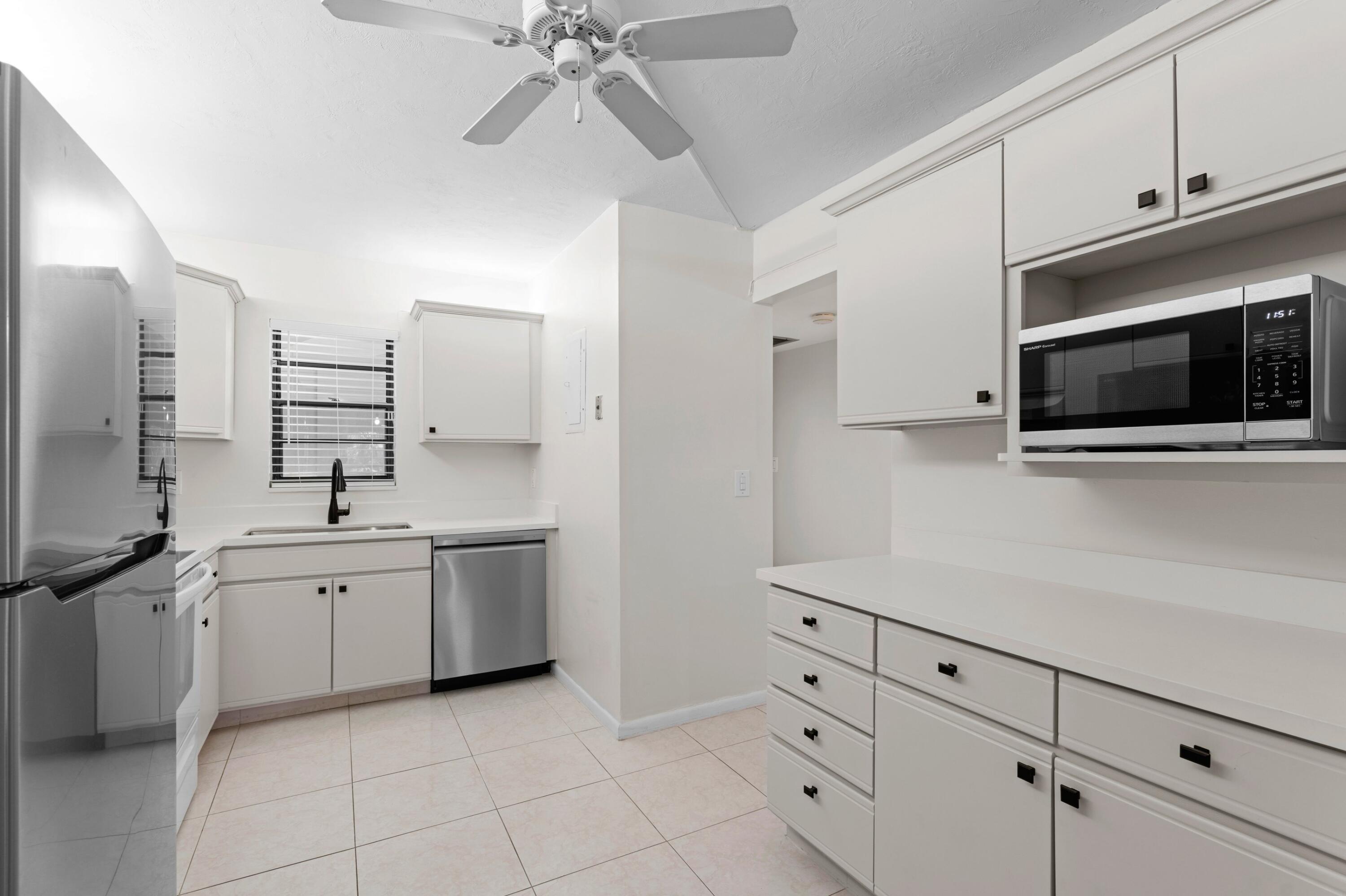 The Palms of Deer Creek - Residential