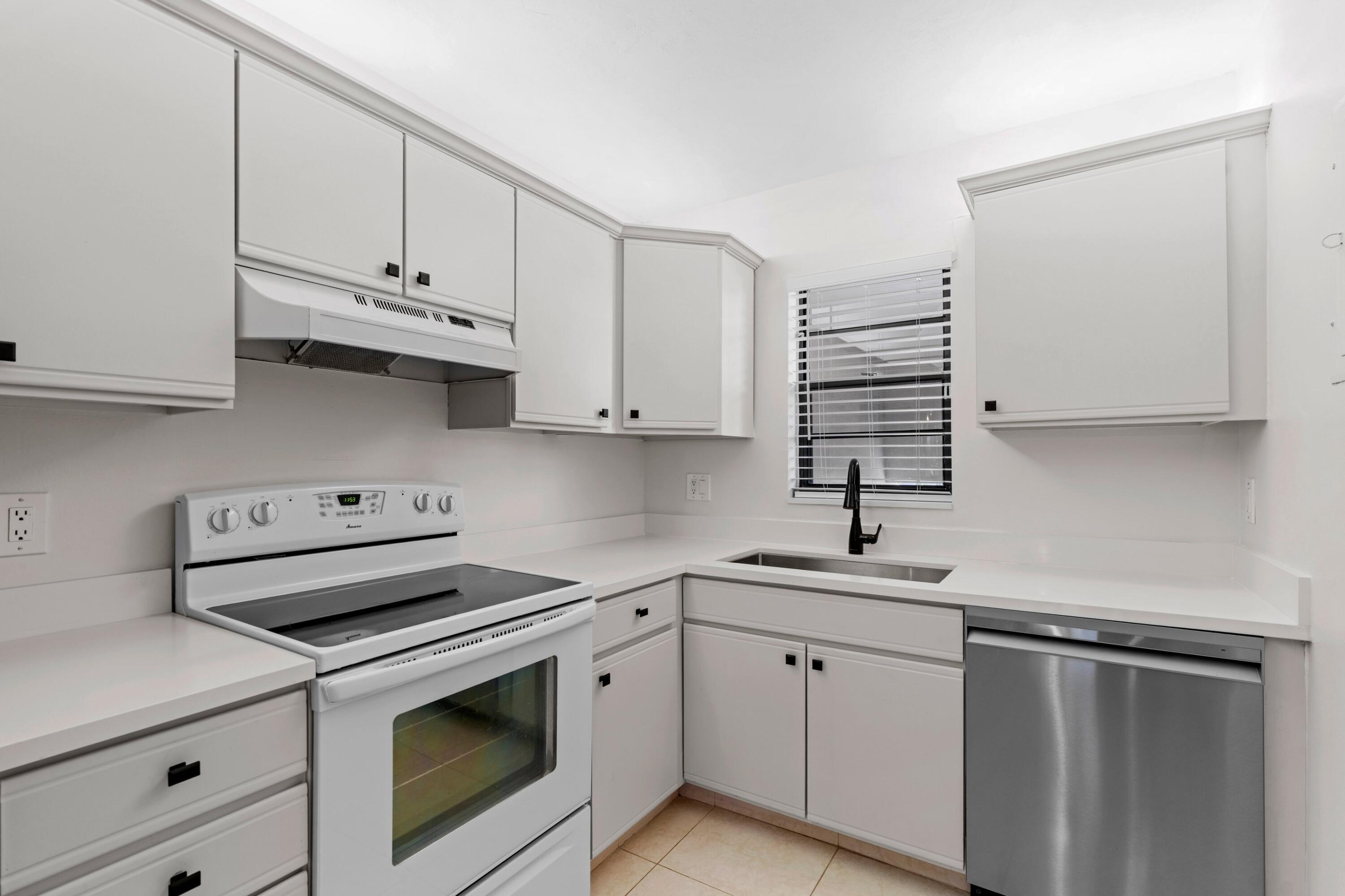 The Palms of Deer Creek - Residential