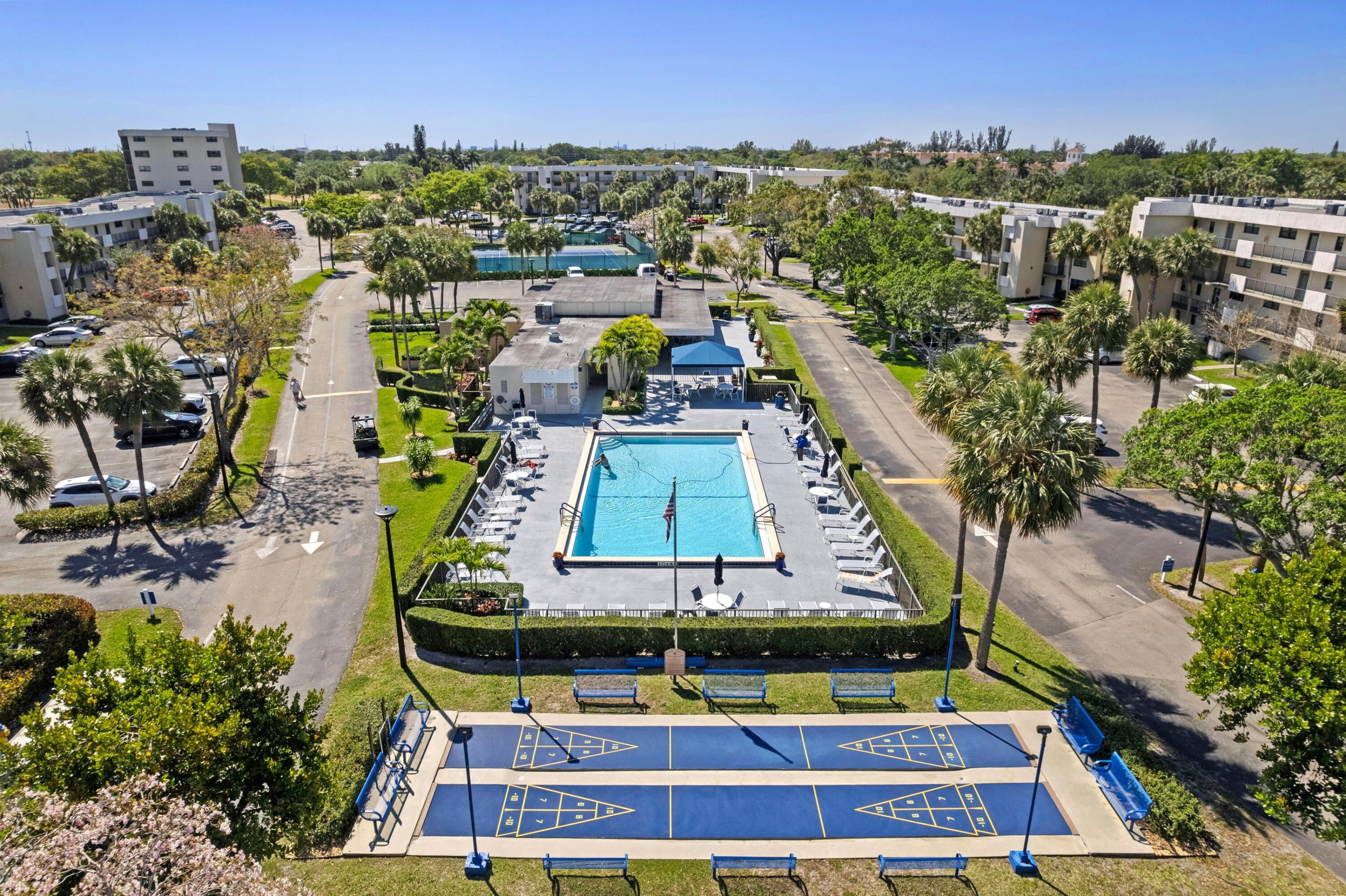 The Palms of Deer Creek - Residential