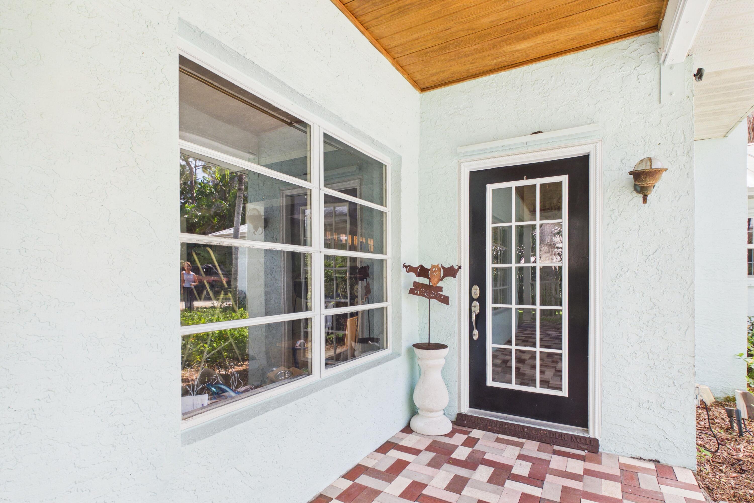 3679 SW SAINT LUCIE SHORES Drive