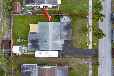 Tiny photo for 607 NW 1st Terrace, Deerfield Beach, FL 33441 (MLS # B26008961)