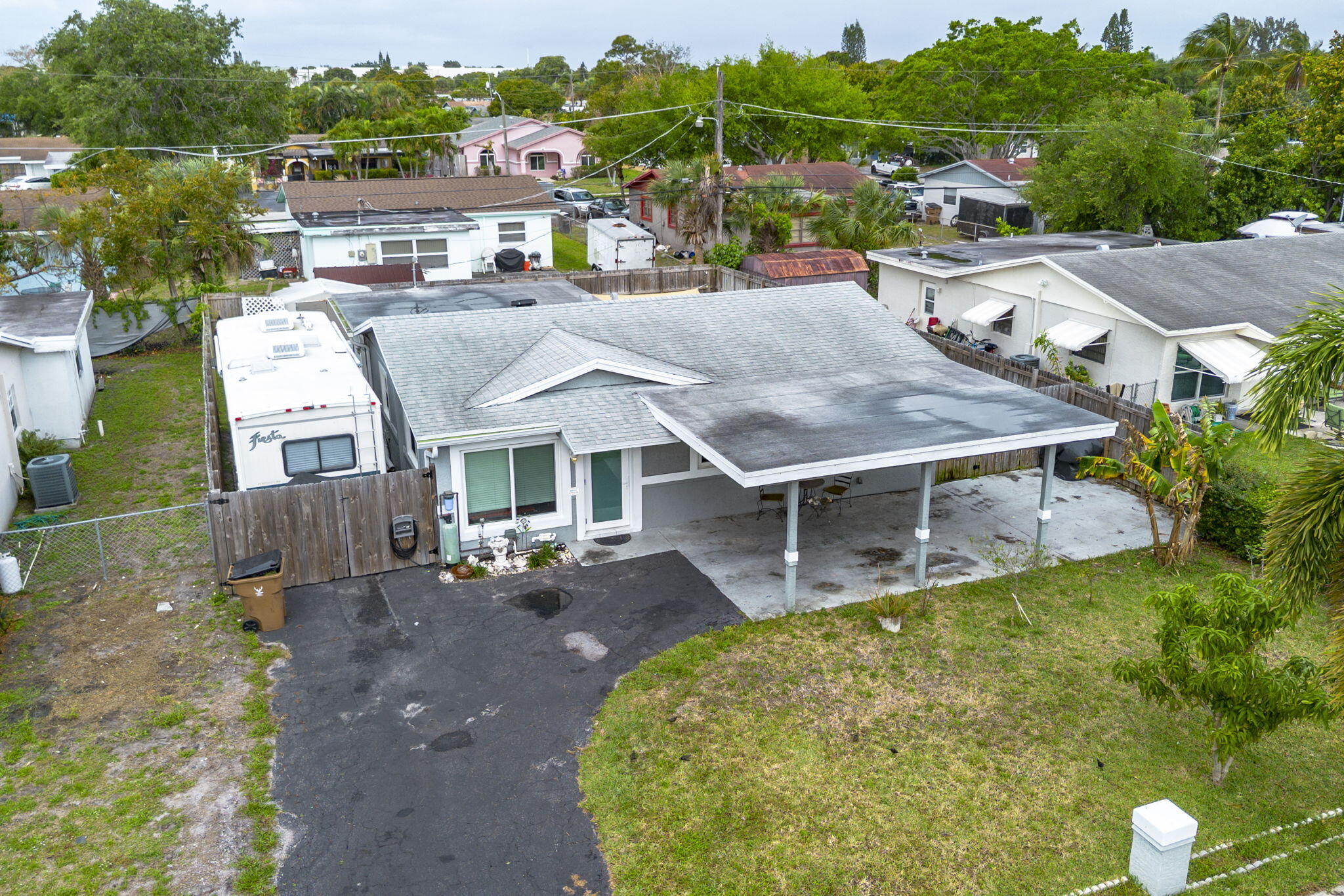 COLLEGE PARK ESTATES - Residential