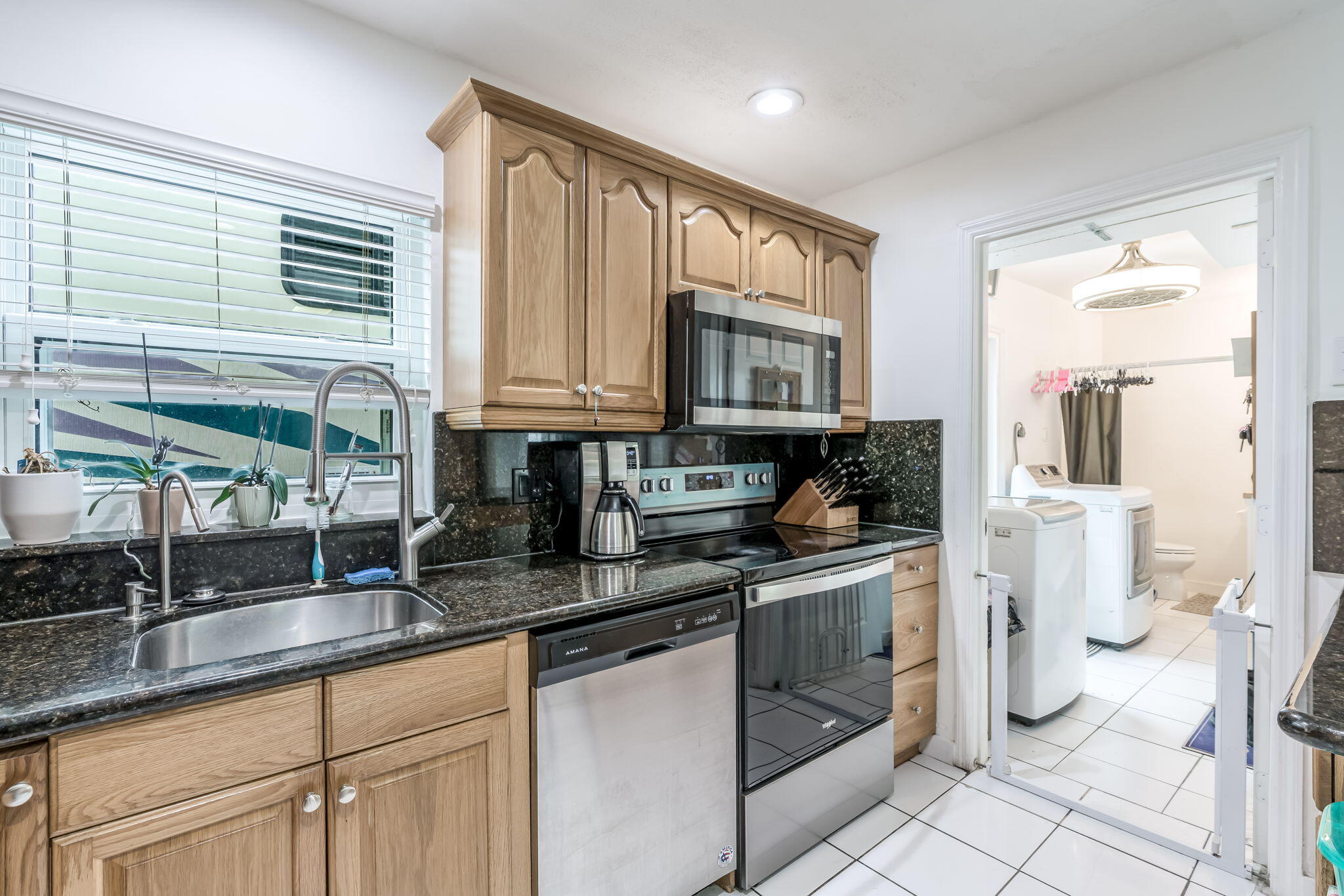 COLLEGE PARK ESTATES - Residential