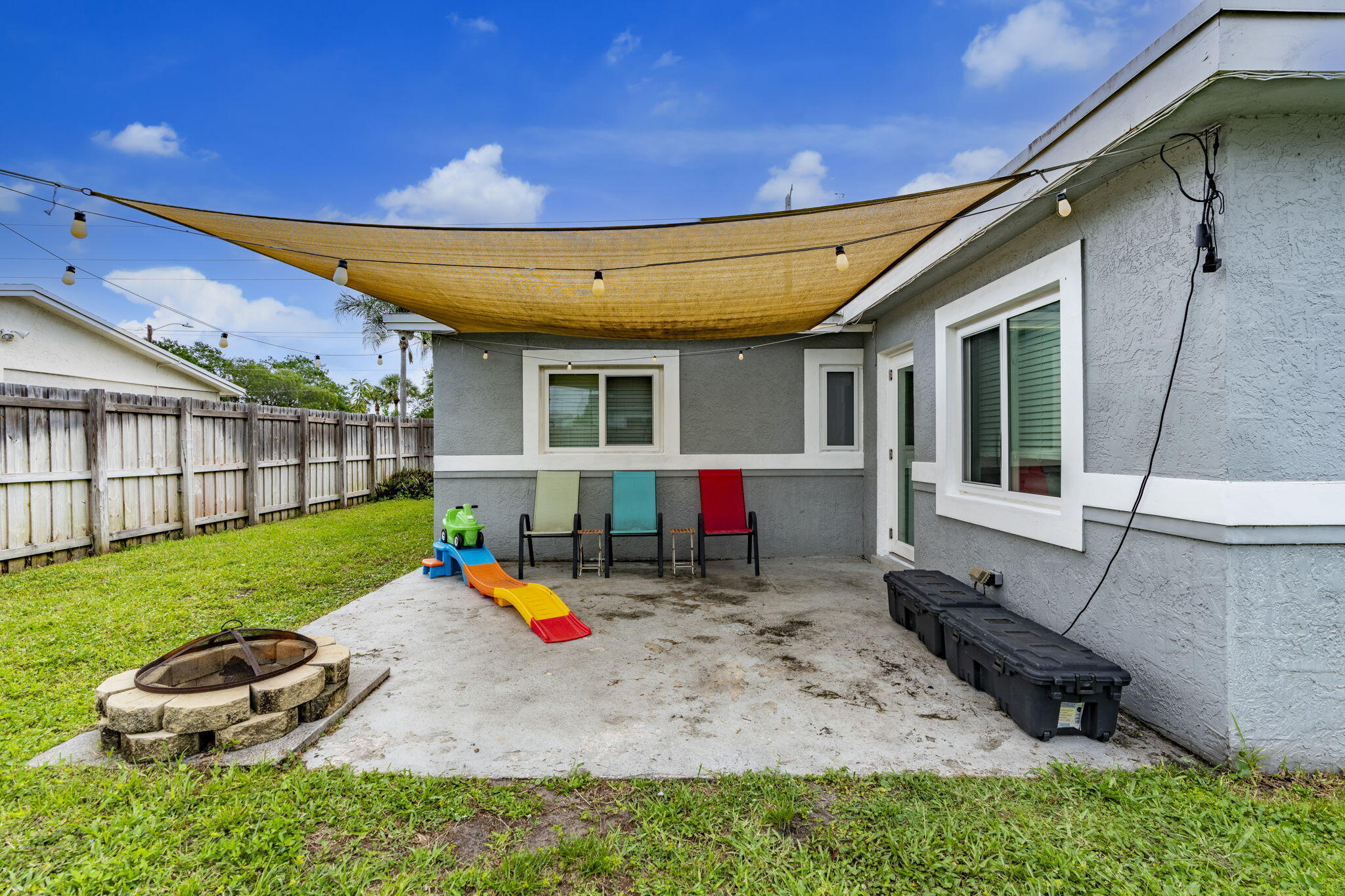 COLLEGE PARK ESTATES - Residential