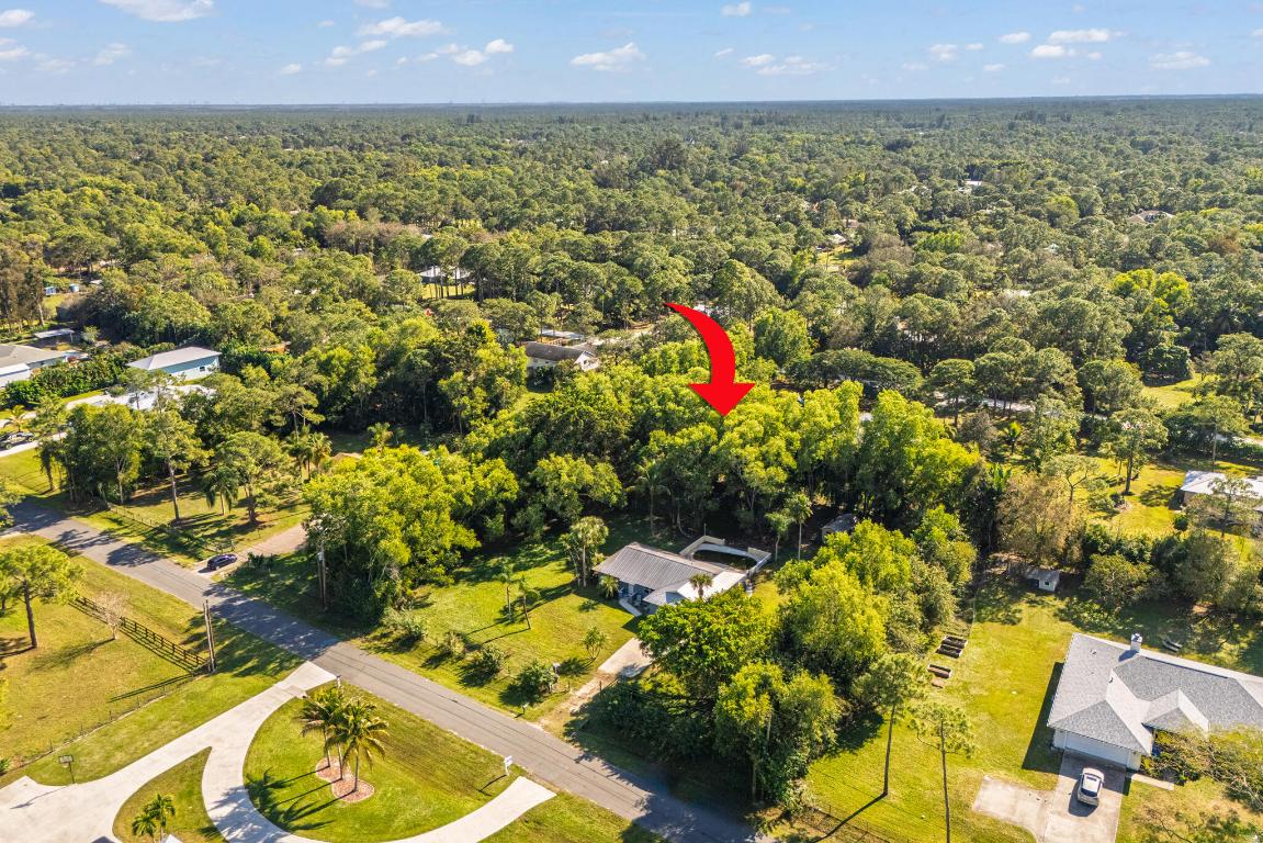 16-41-41~ S 239 FT OF NLY   1274.32 FT OF W 209 FT - Residential