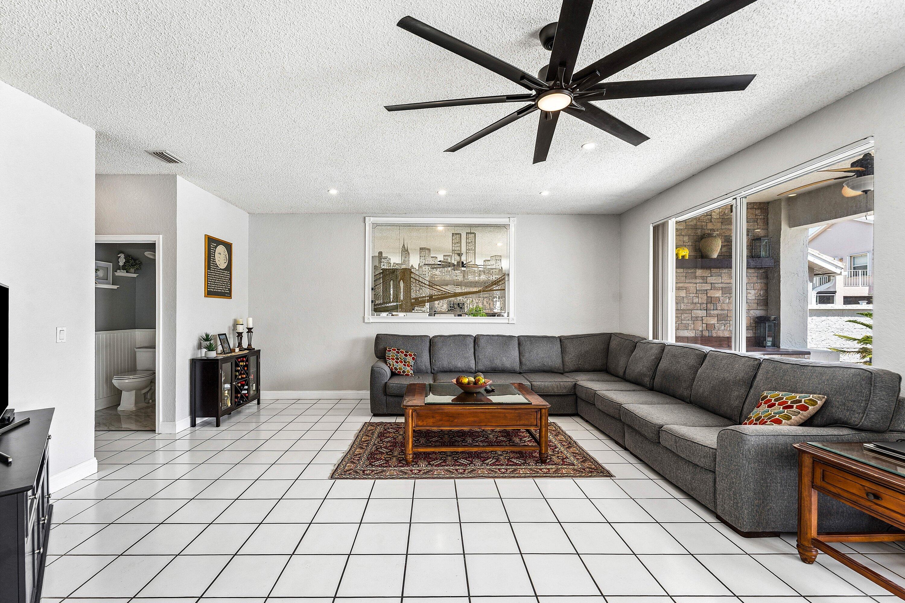 BOCA CHASE 9A - Residential
