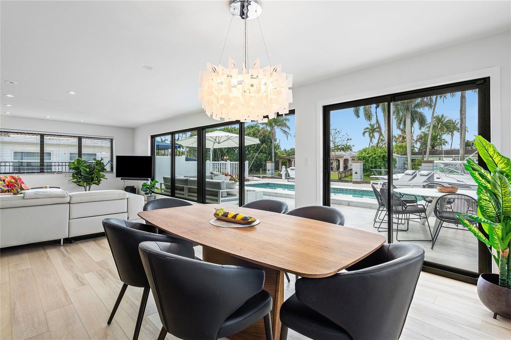 Photo of 1012 Avocado Isle, Fort Lauderdale, FL 33315 (MLS # F10498461)