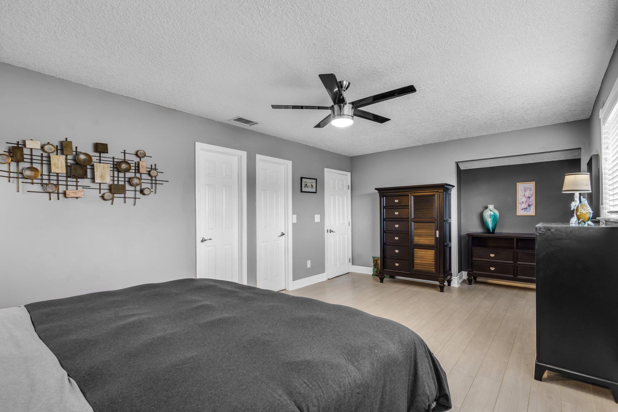 BOYNTON LAKES 4 - Residential