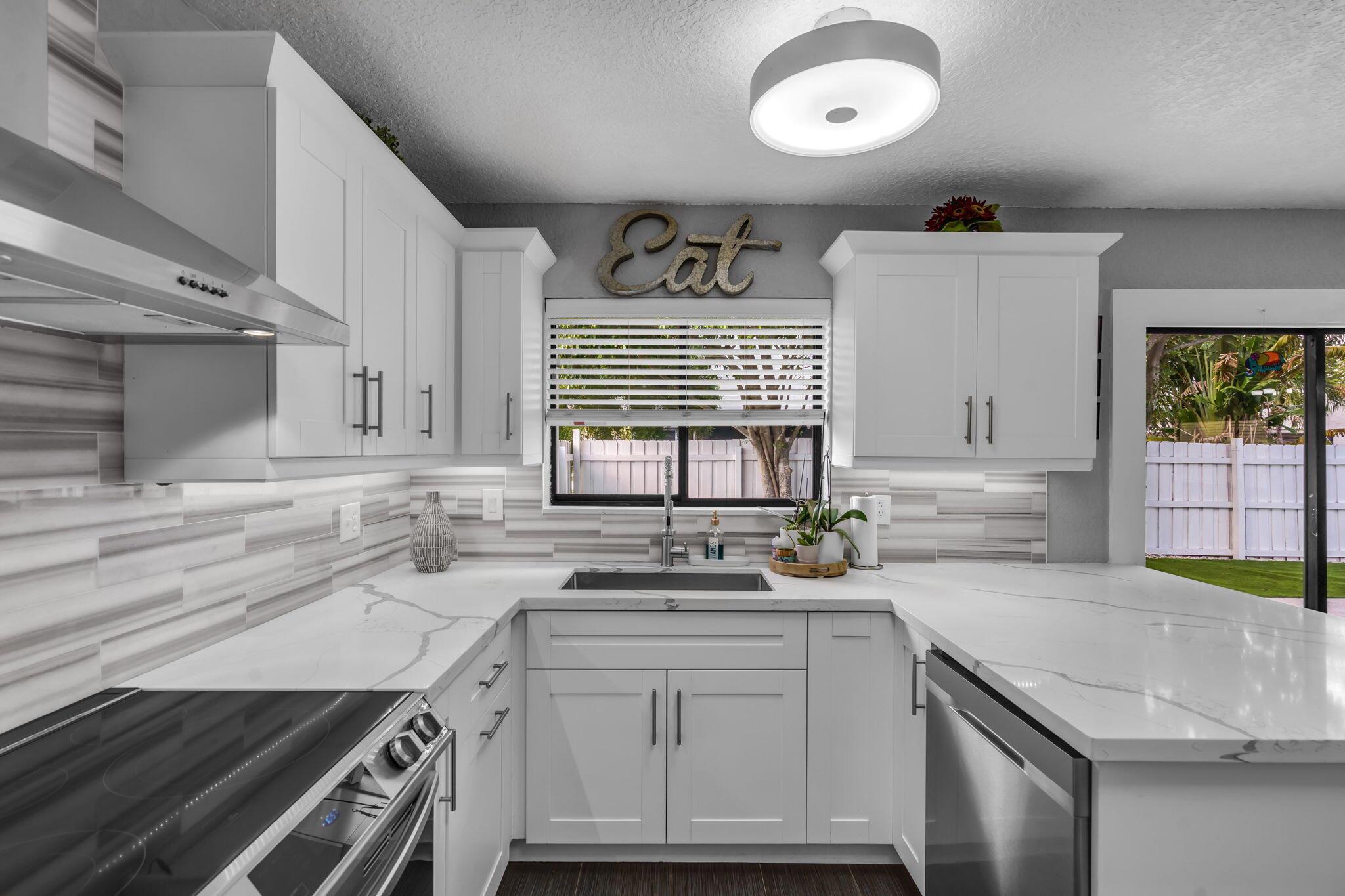 BOYNTON LAKES 4 - Residential