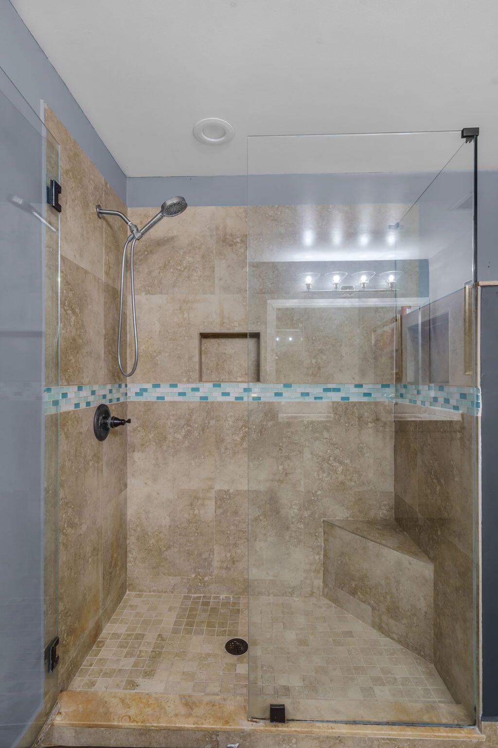 BOYNTON LAKES 4 - Residential