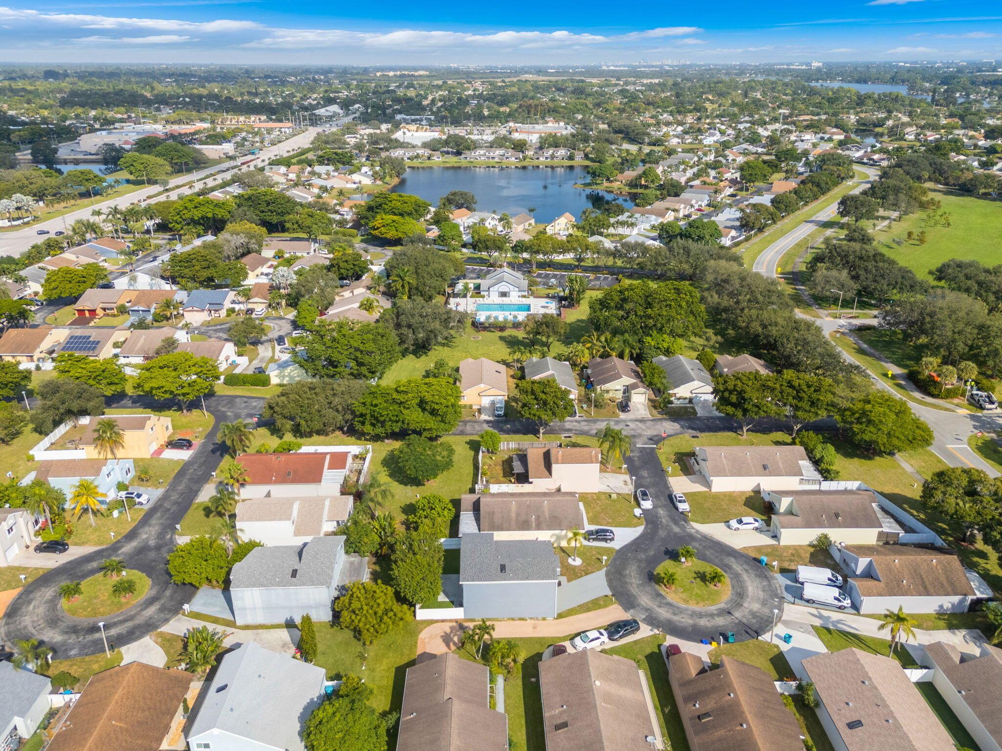 BOYNTON LAKES 4 - Residential