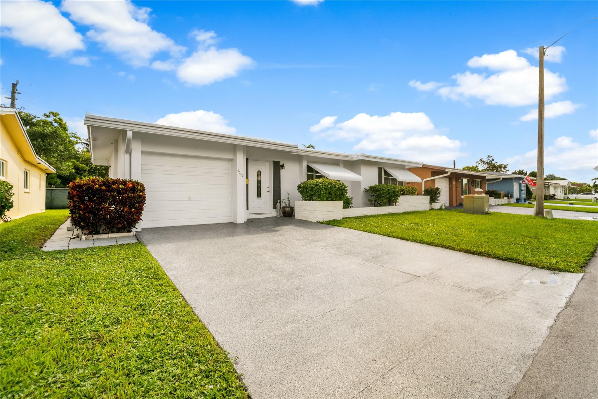 Mainlands Of Tamarac Lake - Residential