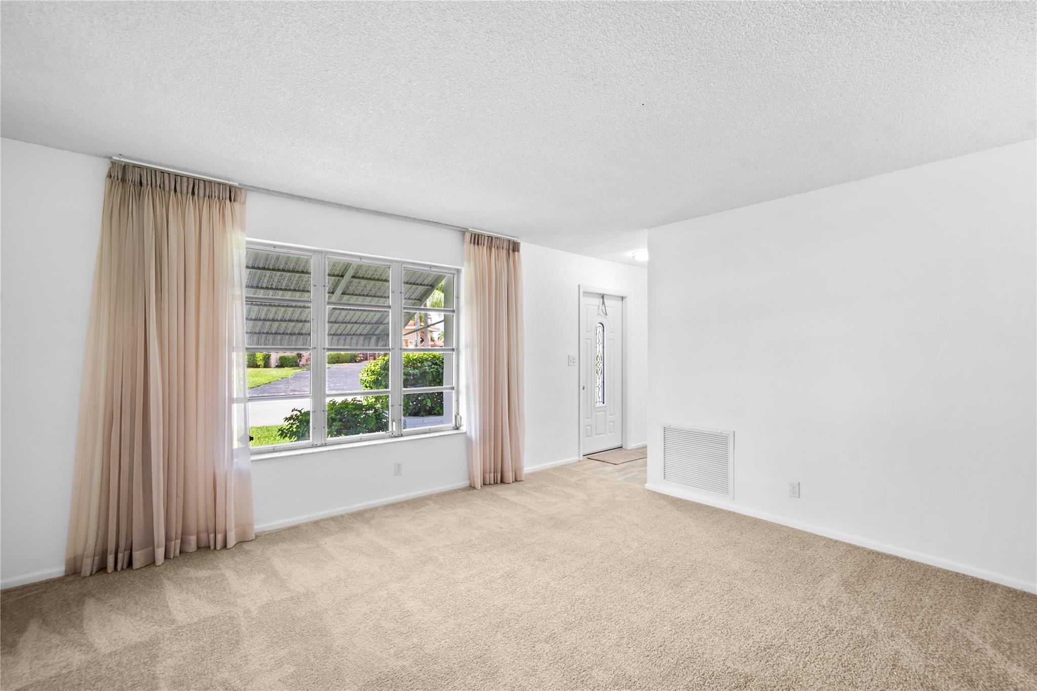 Mainlands Of Tamarac Lake - Residential