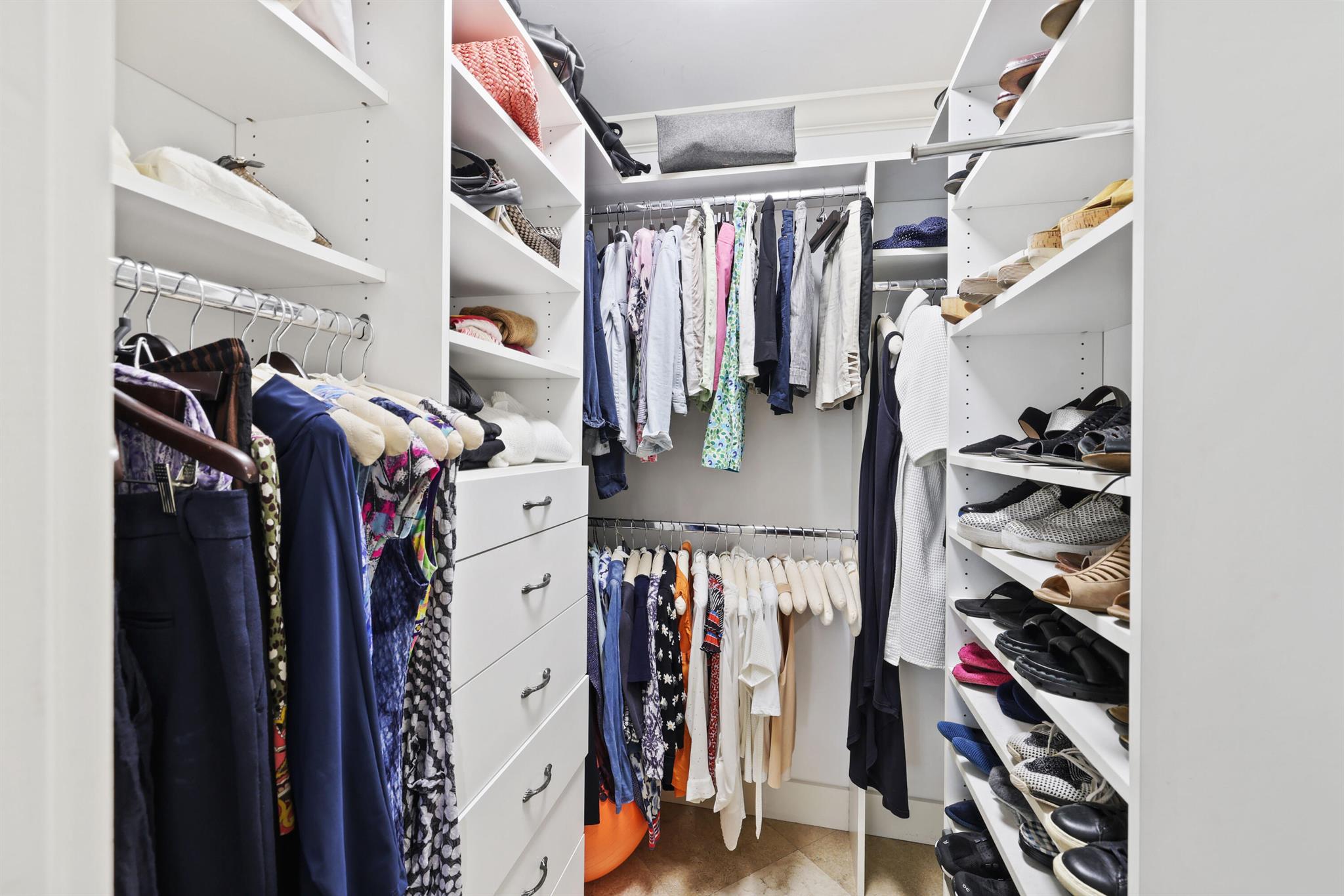 LAKE IDA GARDENS AMD PL - Residential