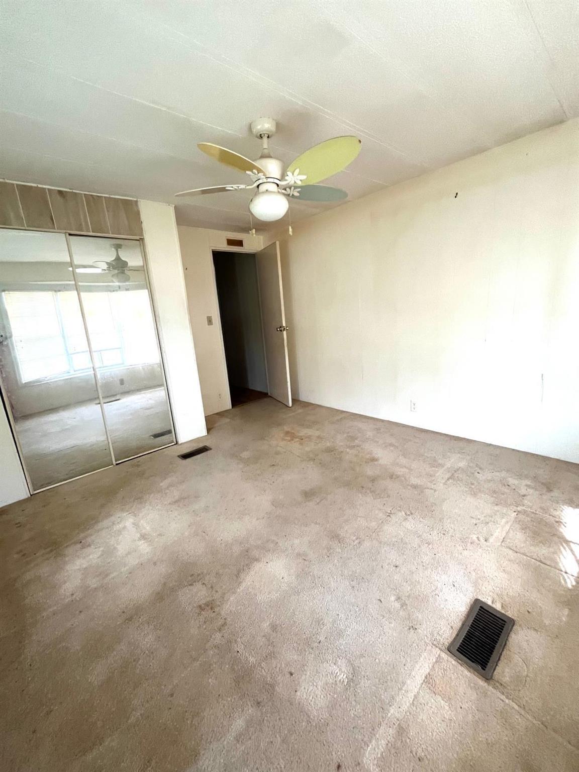 Spanish Lakes Golf Villag - Residential