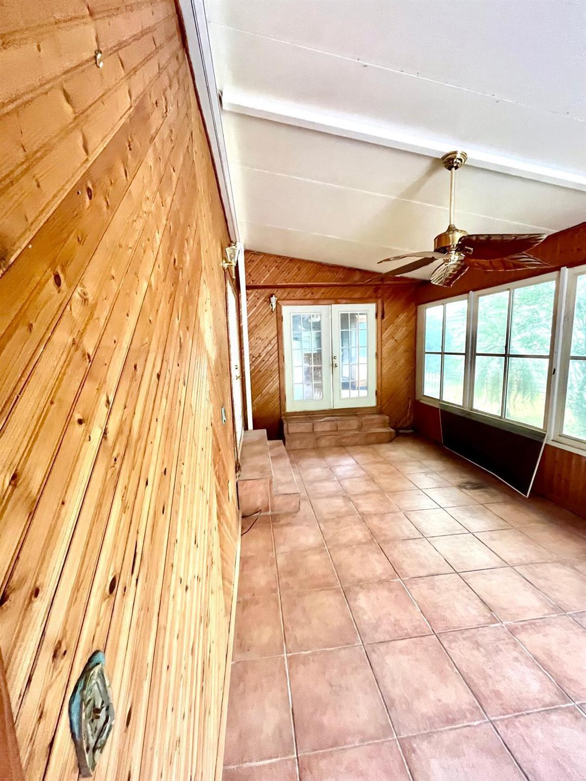 Spanish Lakes Golf Villag - Residential