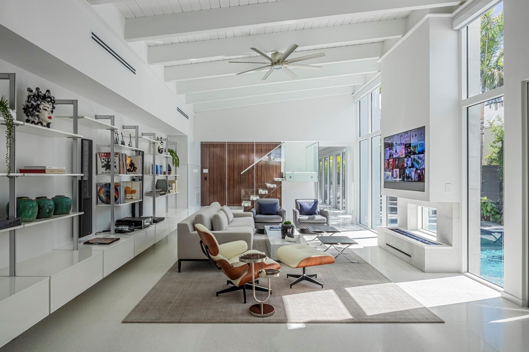 PINES AT WILTON MANORS - Residential