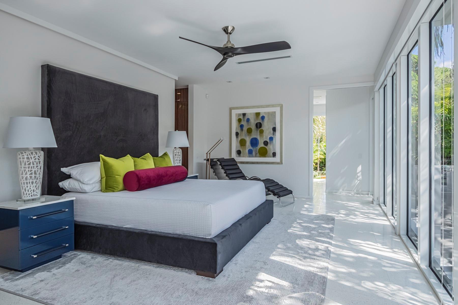 PINES AT WILTON MANORS - Residential