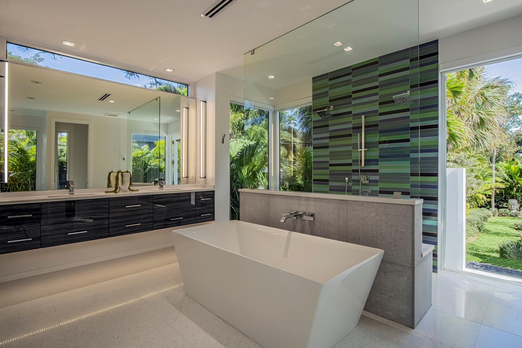 PINES AT WILTON MANORS - Residential