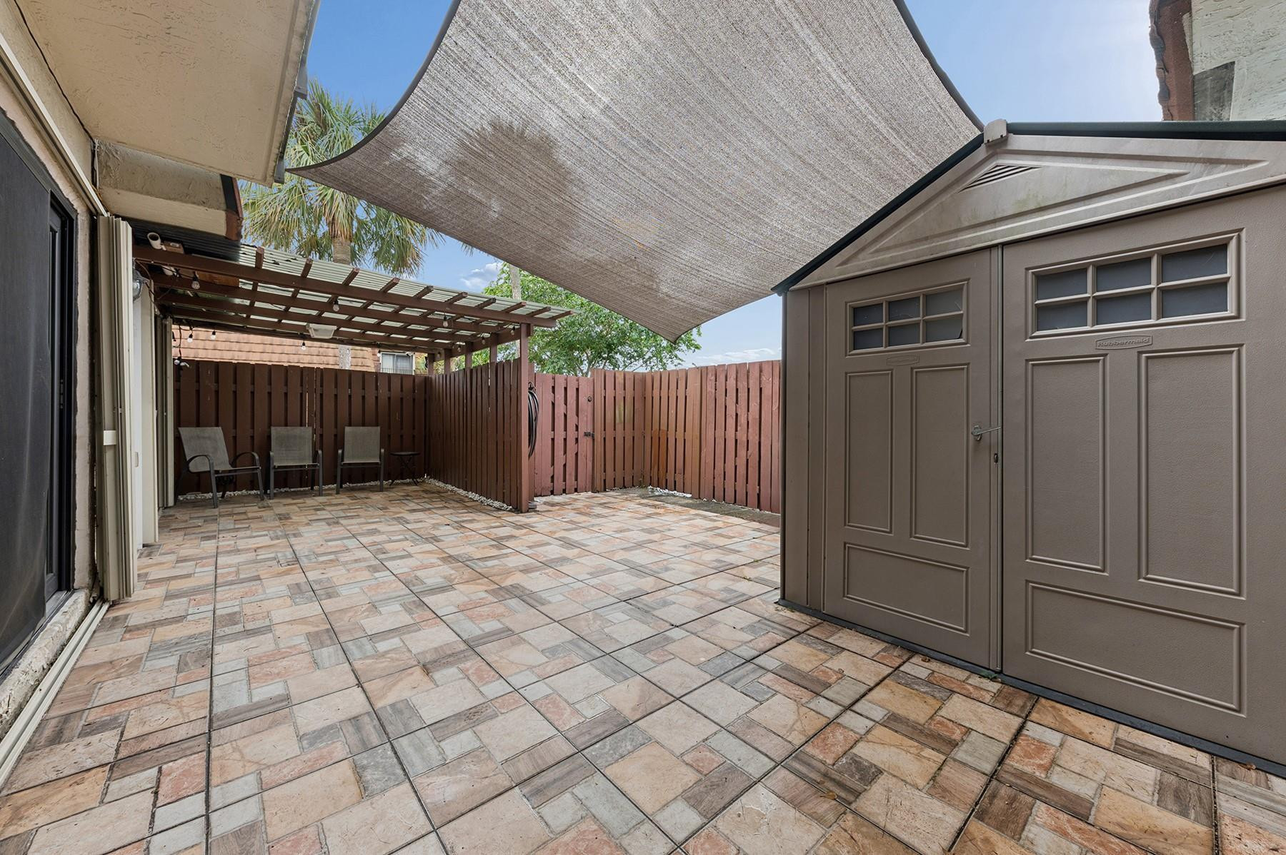 1155 SW 118th Terrace, Davie, FL, 33325/$460,000 4 1155 SW 118th Terrace