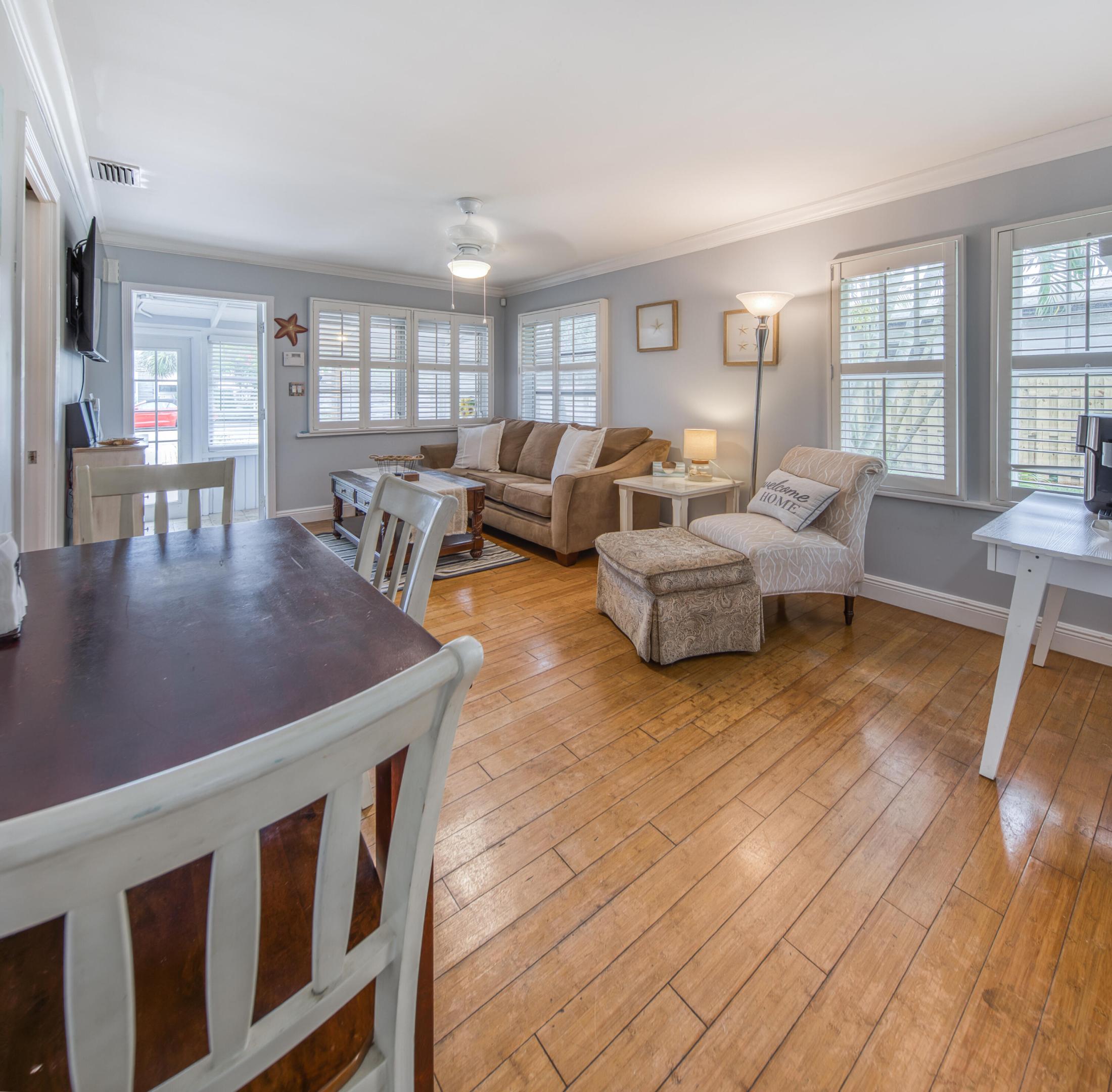 LAKE WORTH TOWN OF - Residential