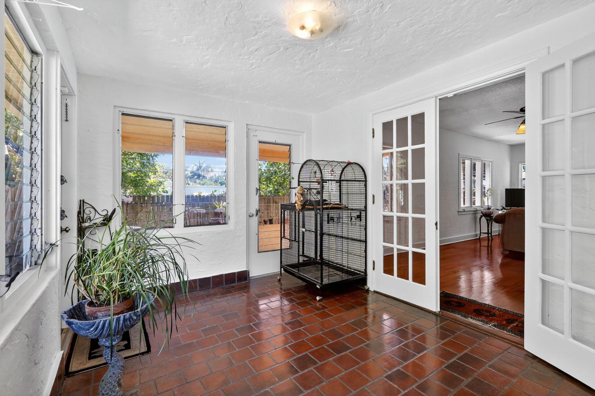 FLAMINGO PARK - Residential