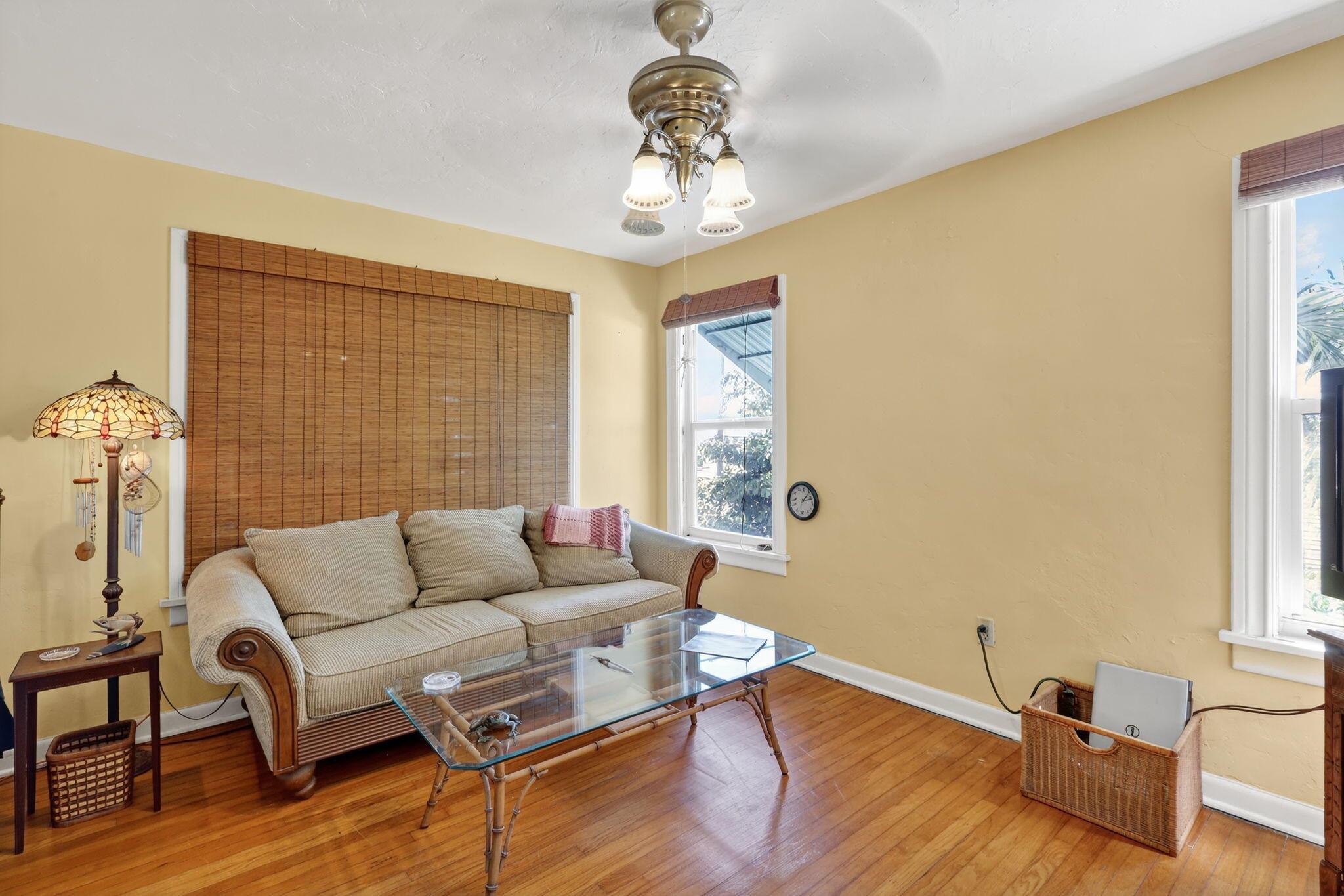 FLAMINGO PARK - Residential