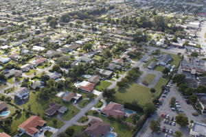 LAKE CLARKE SHOALS - Residential