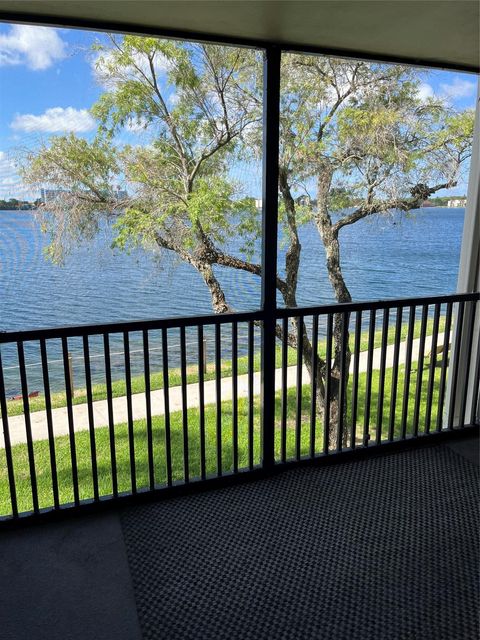 A home in Oakland Park