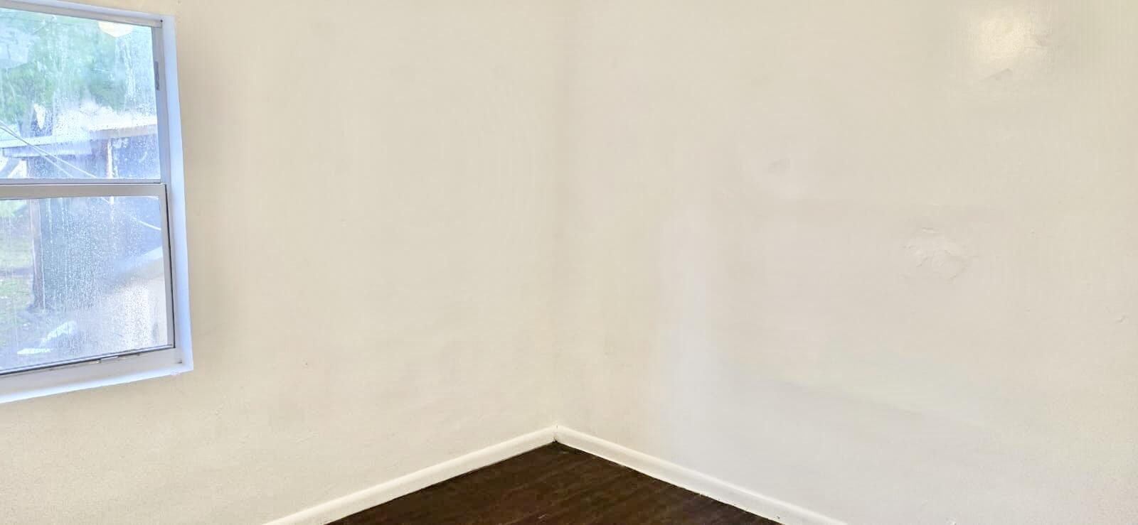 DIXIE GARDENS - Residential Lease