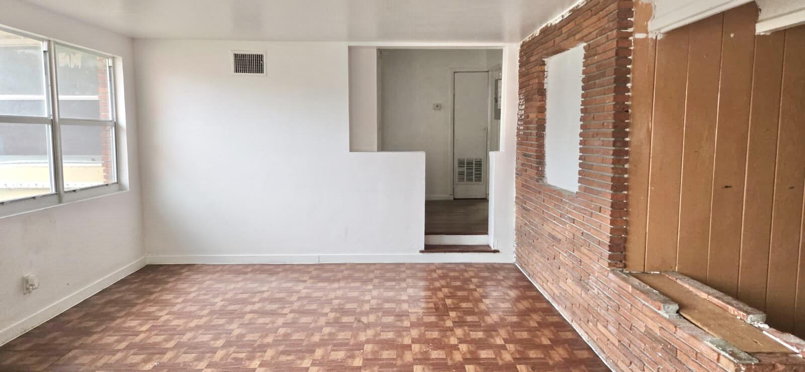 DIXIE GARDENS - Residential Lease