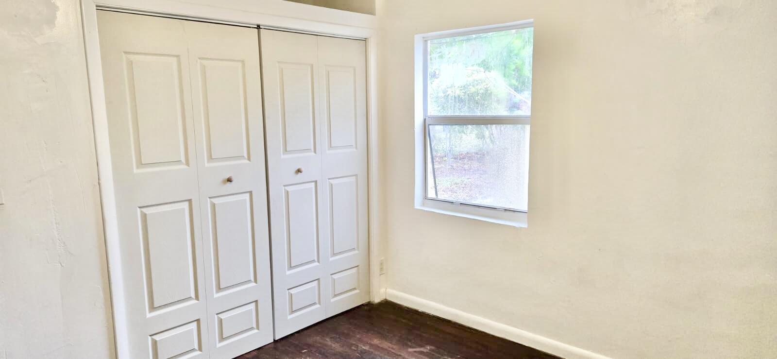 DIXIE GARDENS - Residential Lease