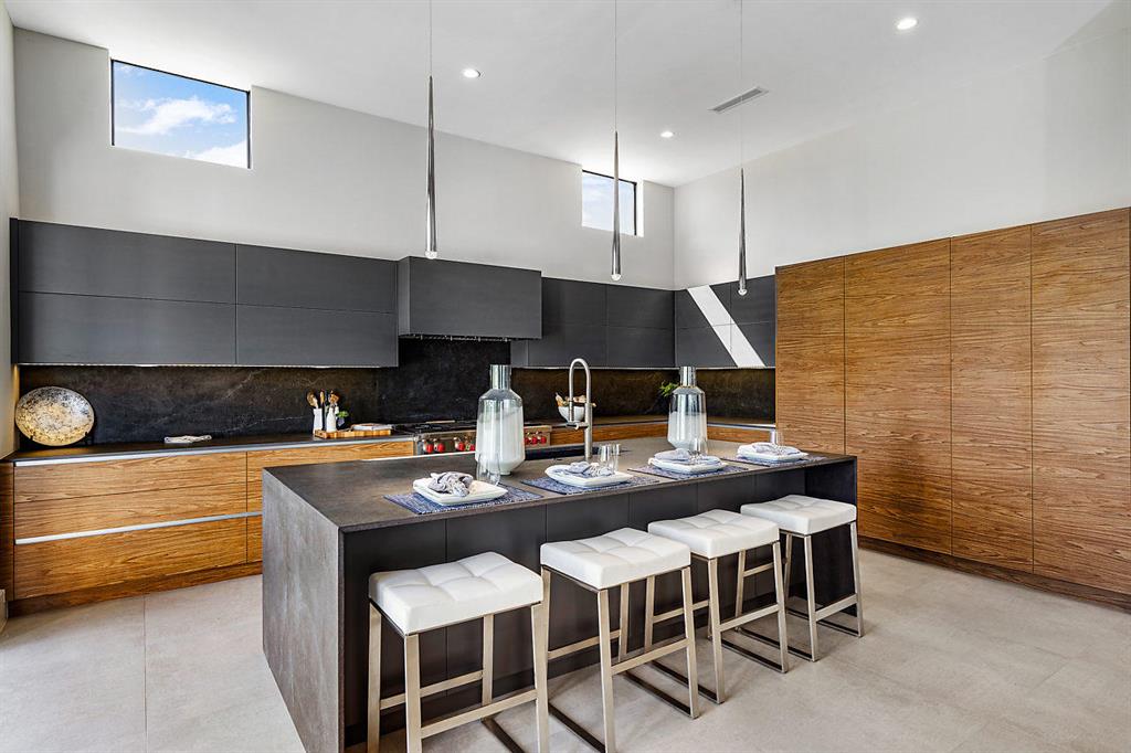 HOFMAN VILLAGE - Residential