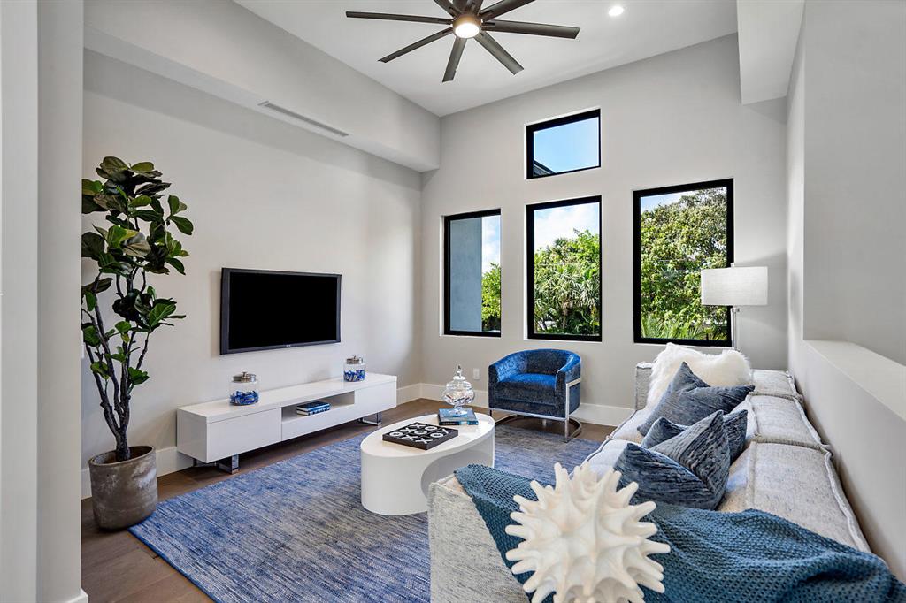 HOFMAN VILLAGE - Residential