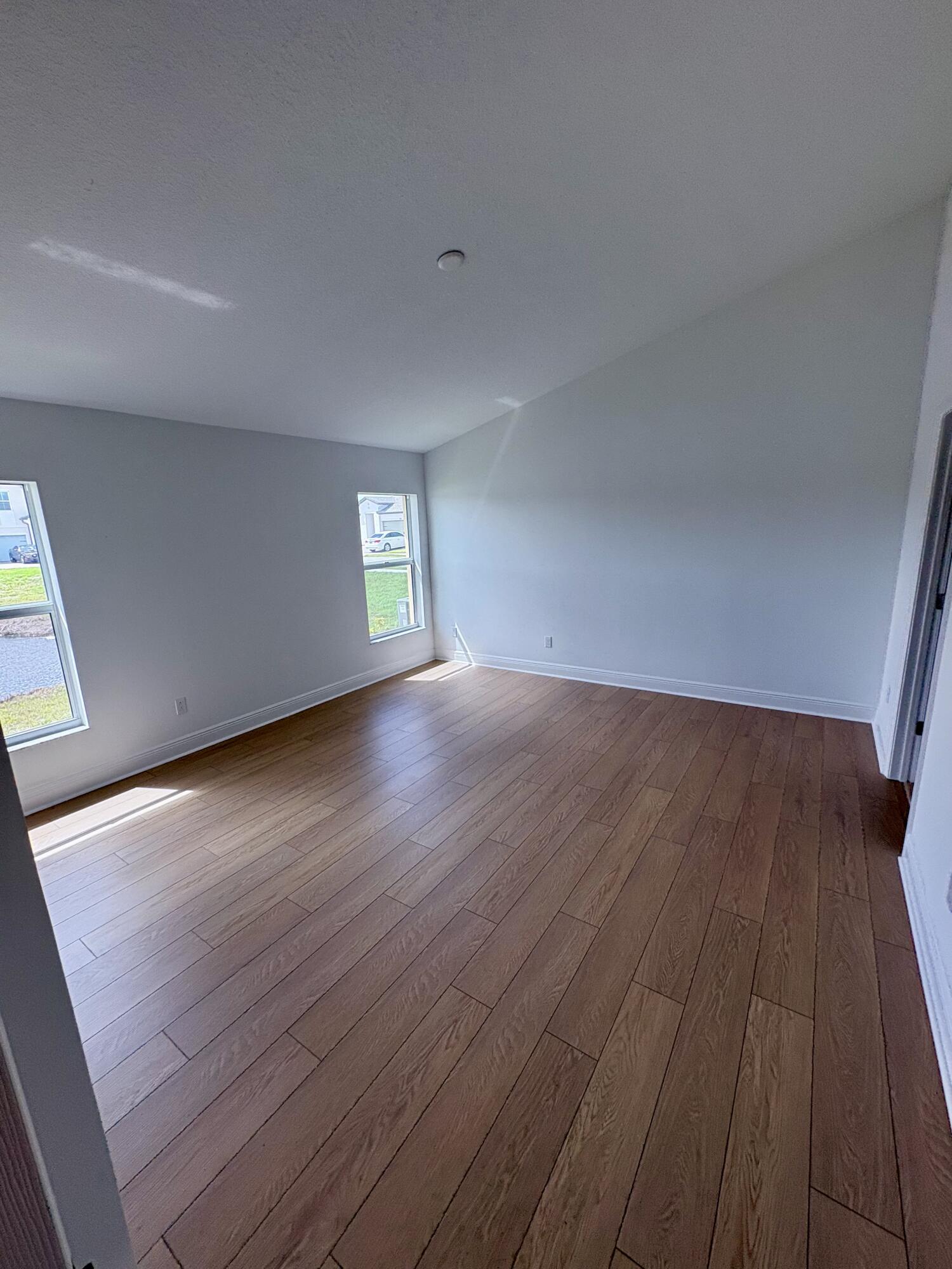 PALM BREEZES PHAE 3A - Residential Lease