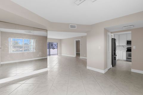 4141 NW 44th Avenue 224 Lauderdale Lakes FL 33319