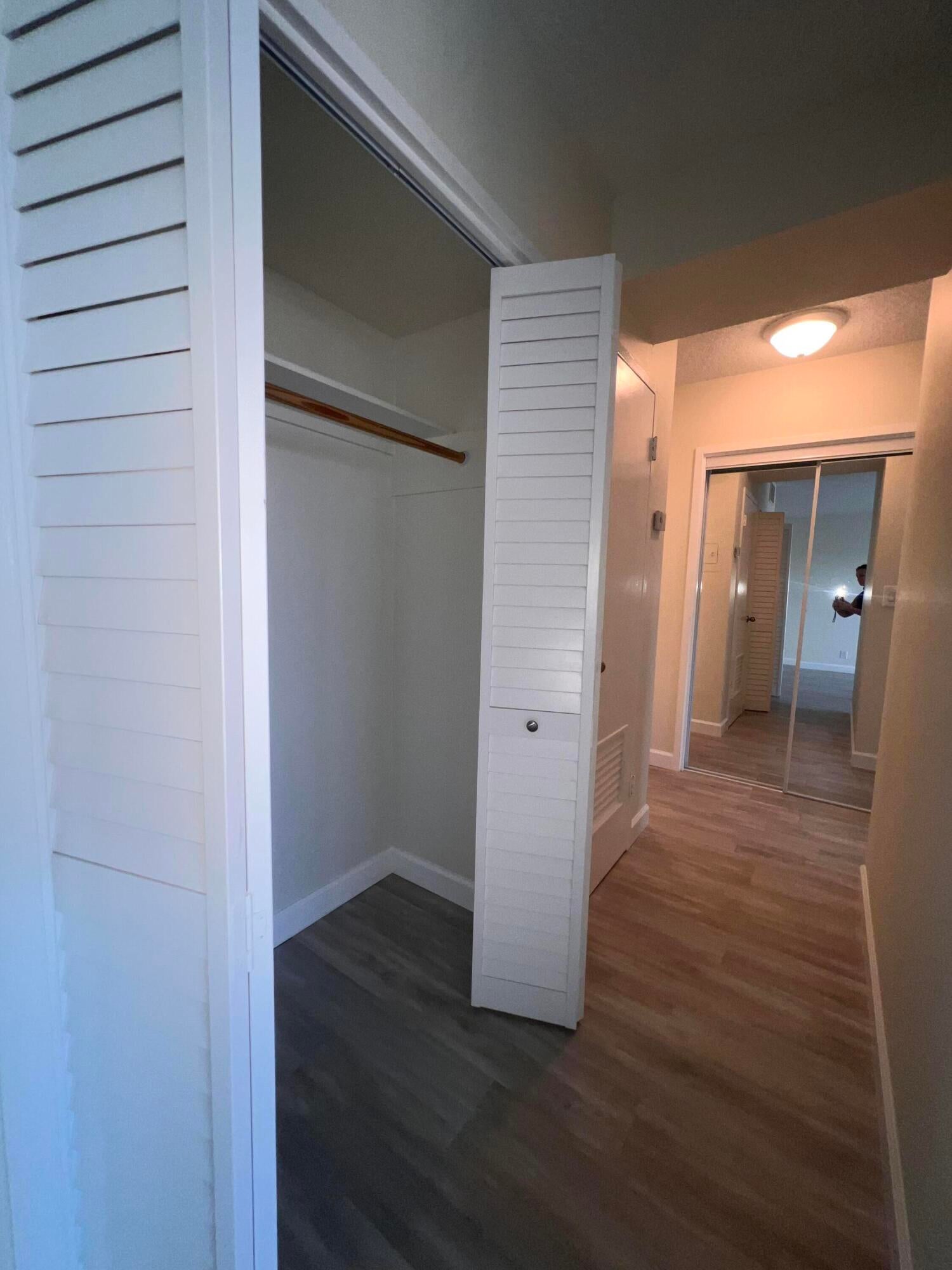 2555 NE 11th Street 508