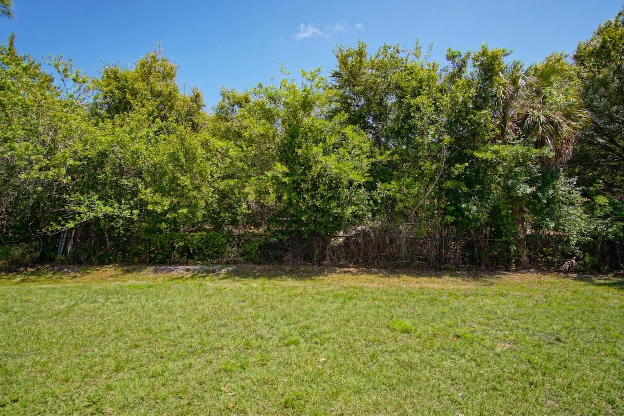 INDIAN RIVER ESTATES UNIT 7 - Residential