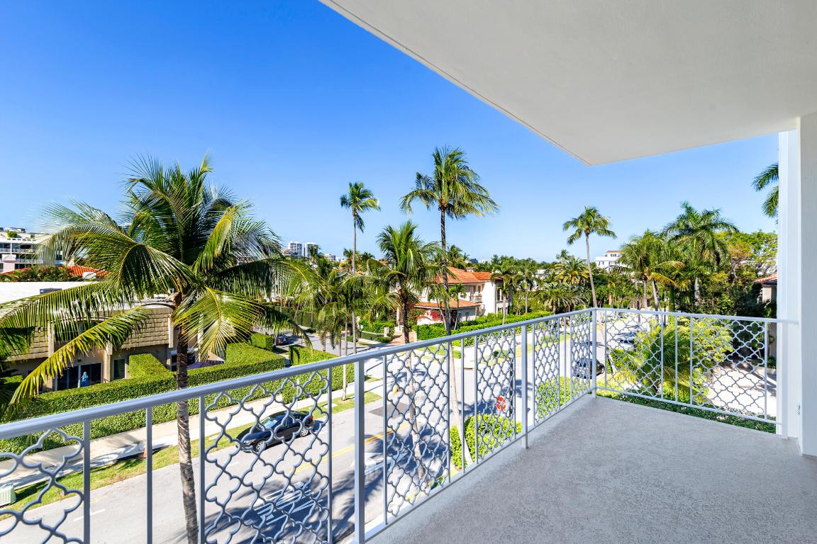 ISLAND HOUSE CONDO - Residential