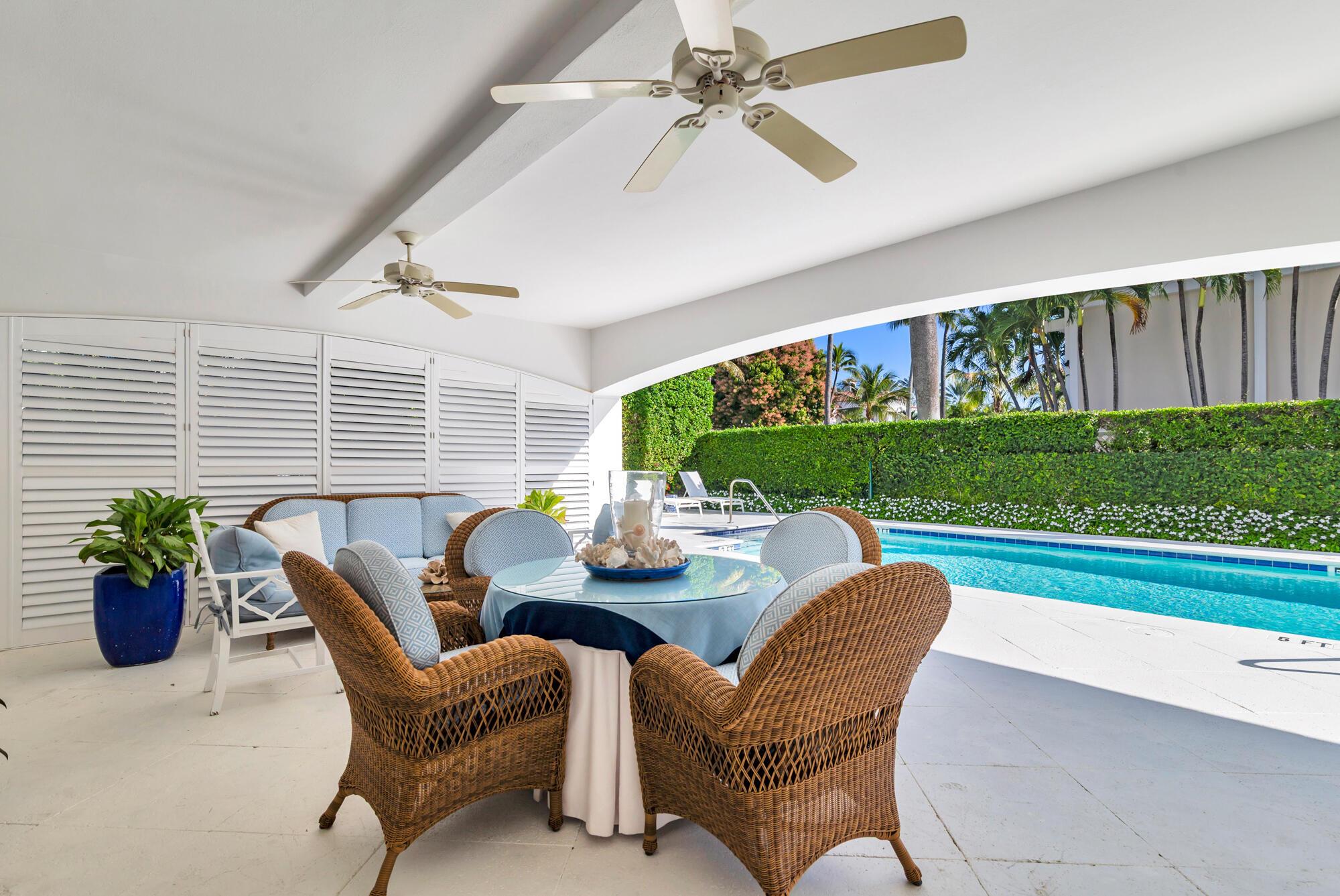 ISLAND HOUSE CONDO - Residential