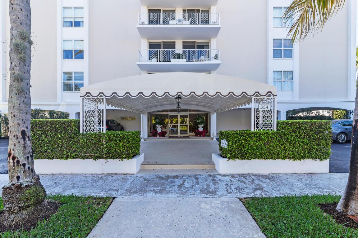 ISLAND HOUSE CONDO - Residential