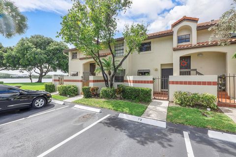 A home in Deerfield Beach