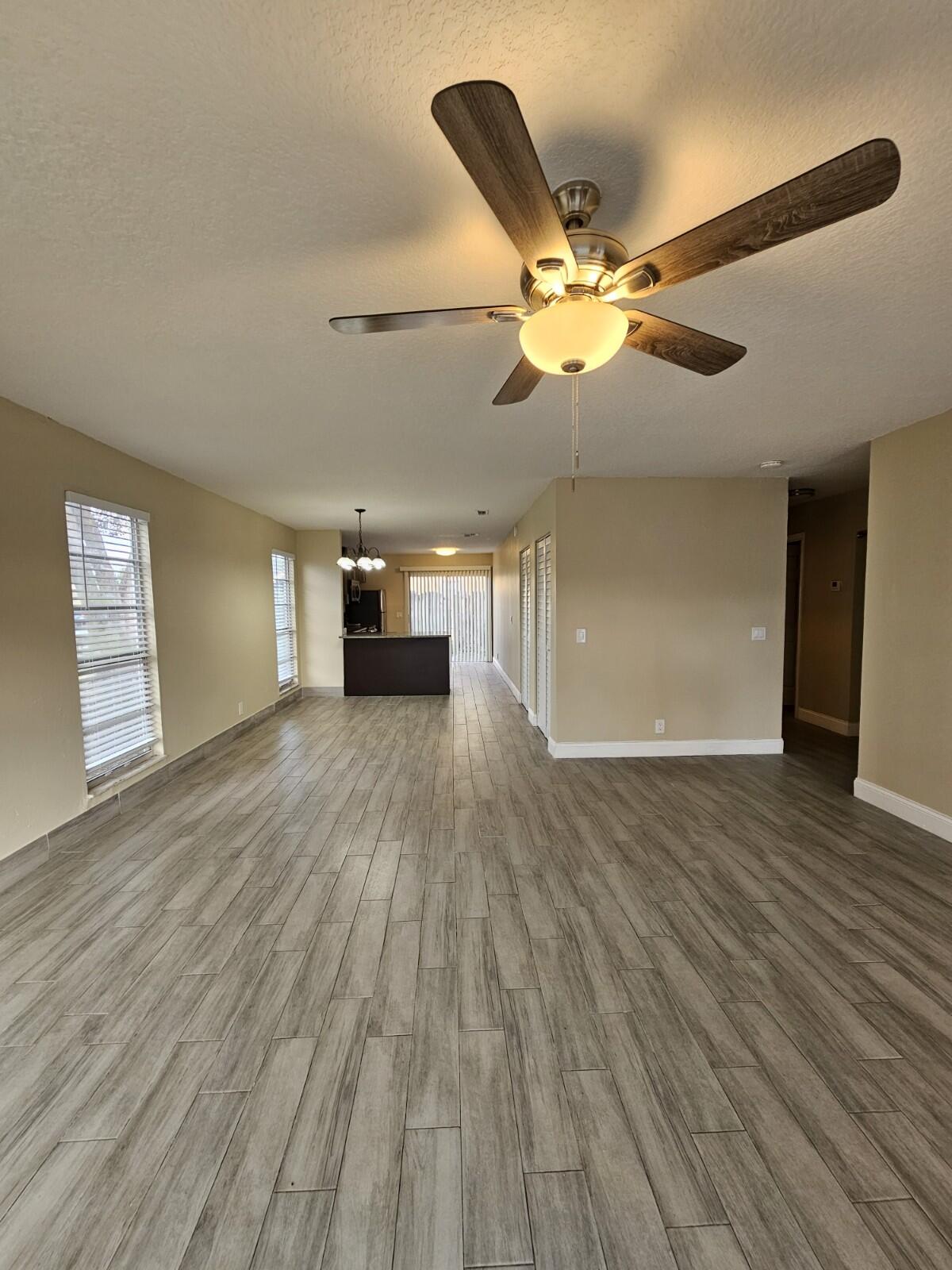 FOREST GLEN - Residential Lease