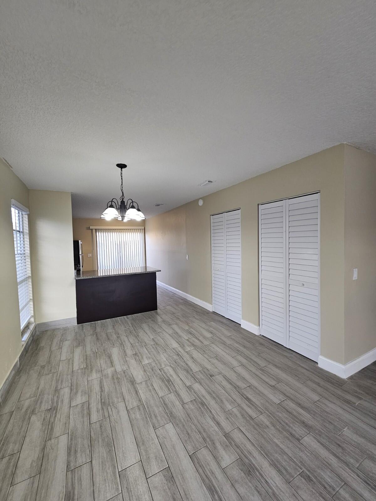 FOREST GLEN - Residential Lease