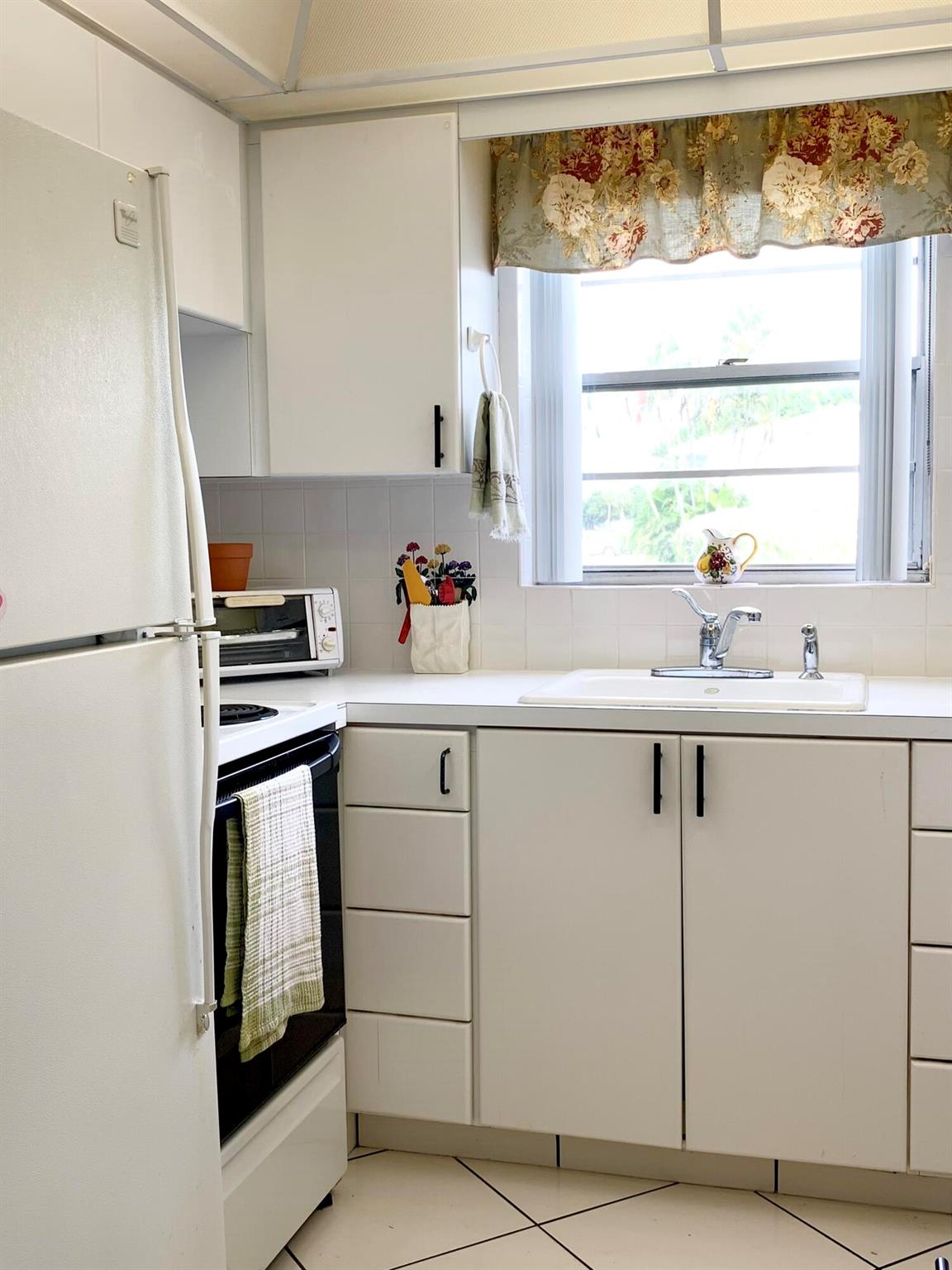 CENTURY VILLAGE - Residential