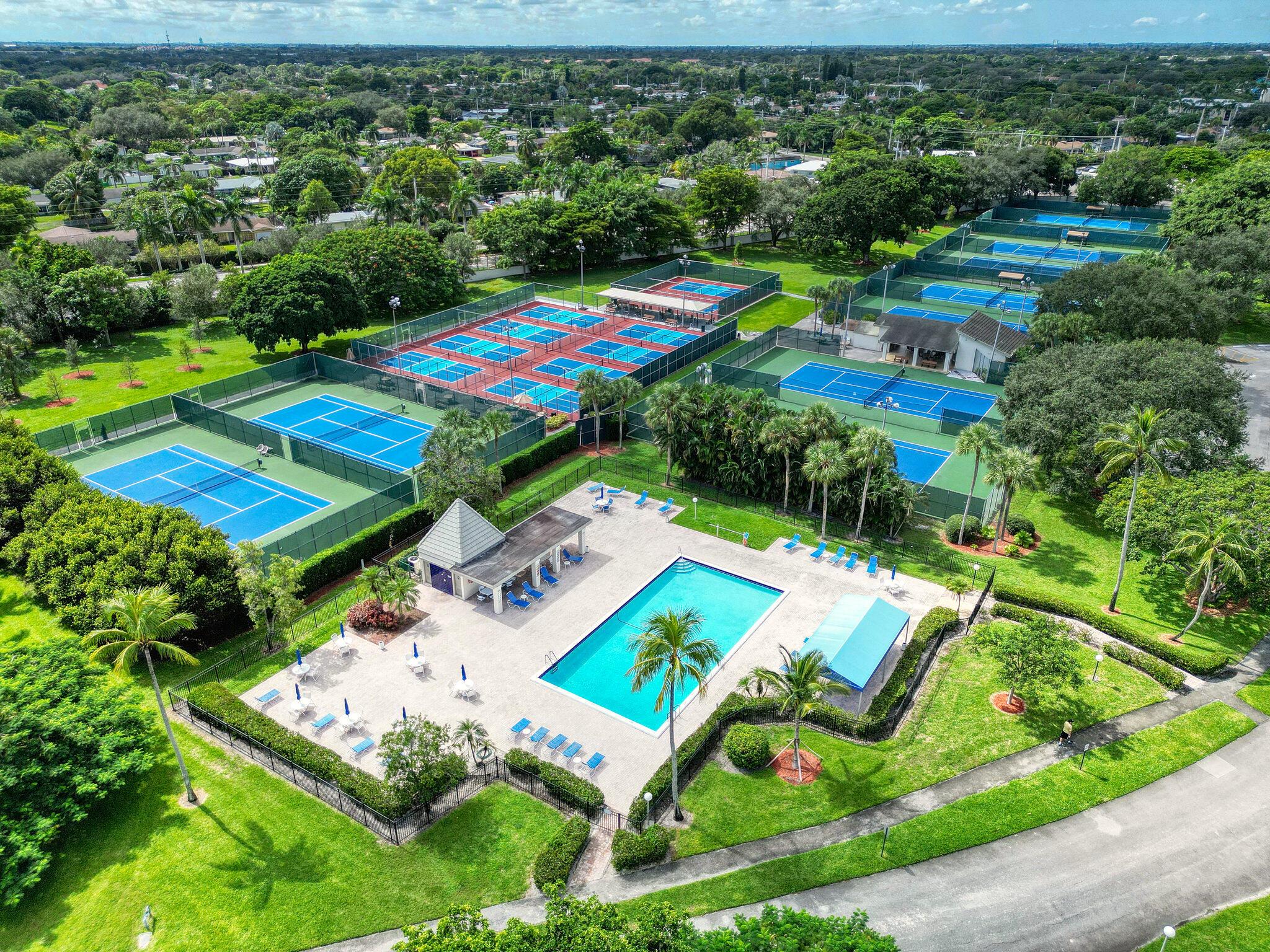 LUCAYA VILLAGE 2-D CONDO - Residential
